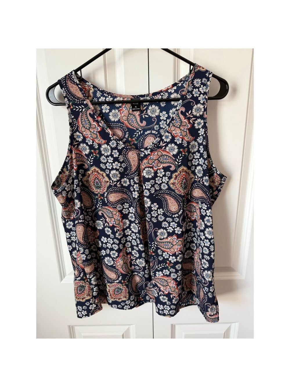EMERY ROSE Navy Paisley Floral Tank Top Plus Size XL NWOT